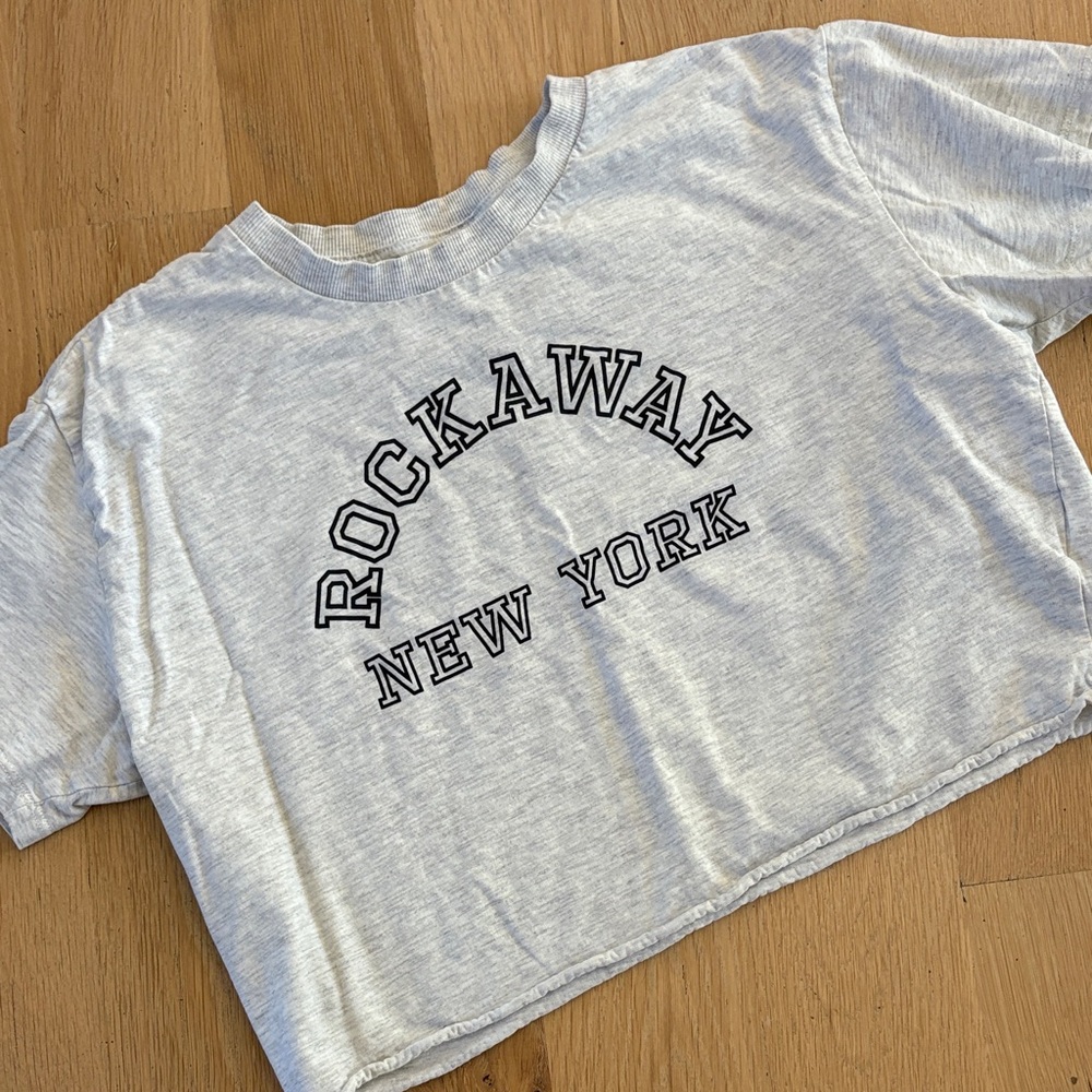 H&M Light Gray Rockaway New York Tee